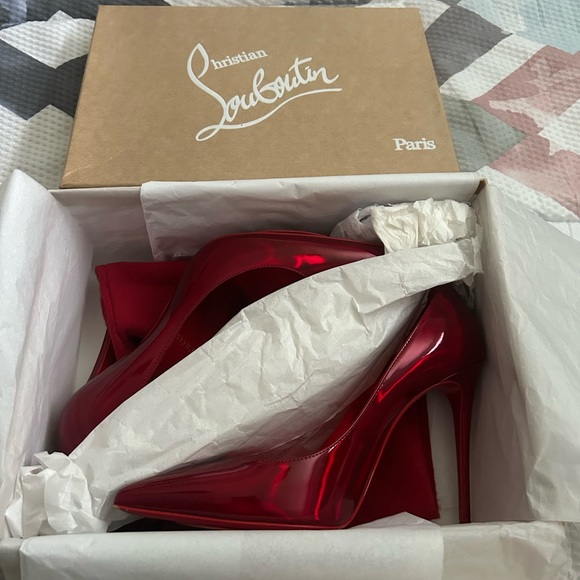 Louboutin heels - Picture 4 of 4